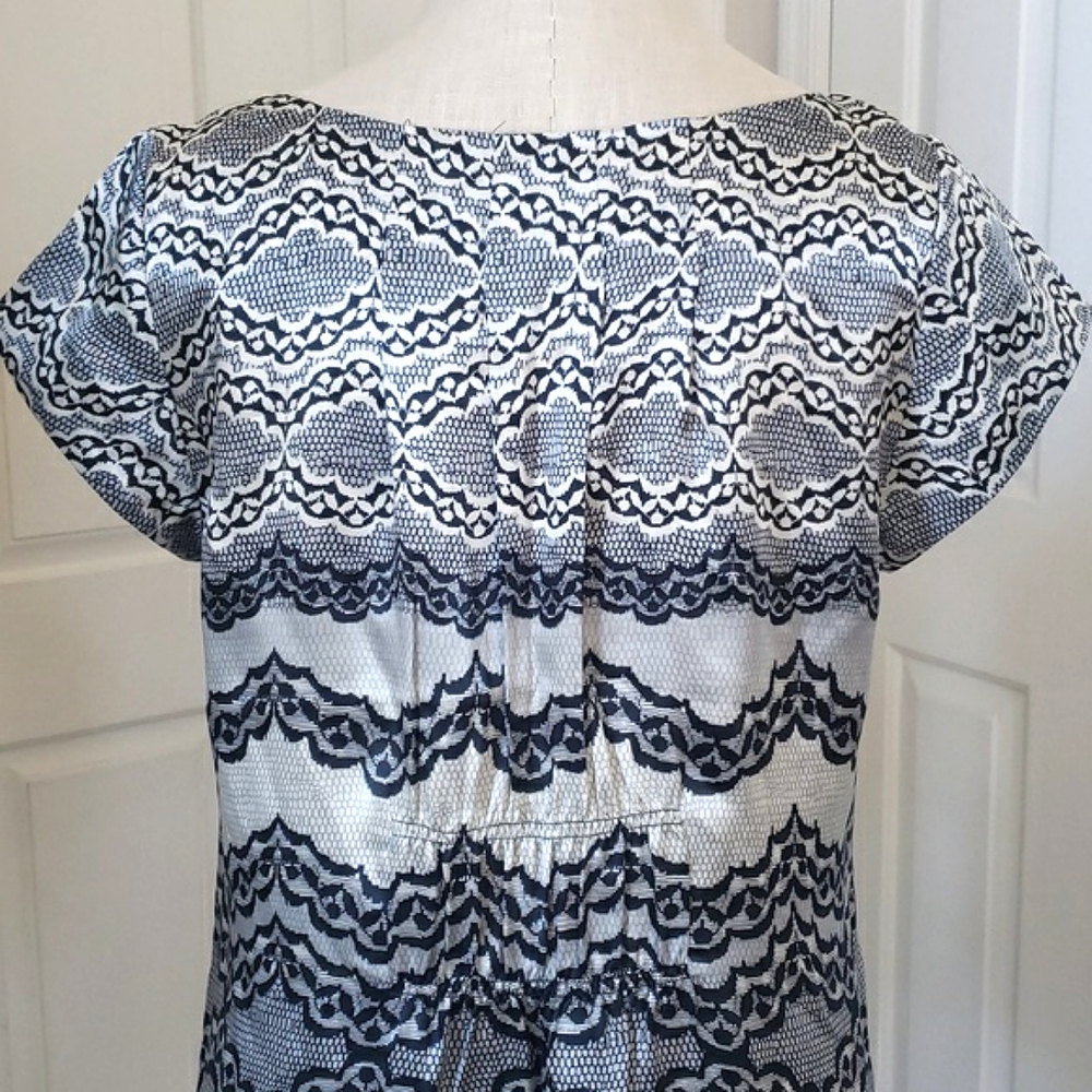 CAbi 100% Silk Blouse – Chantilly Lace Print Illusion | Black & White | MEDIUM - Picture 8 of 16